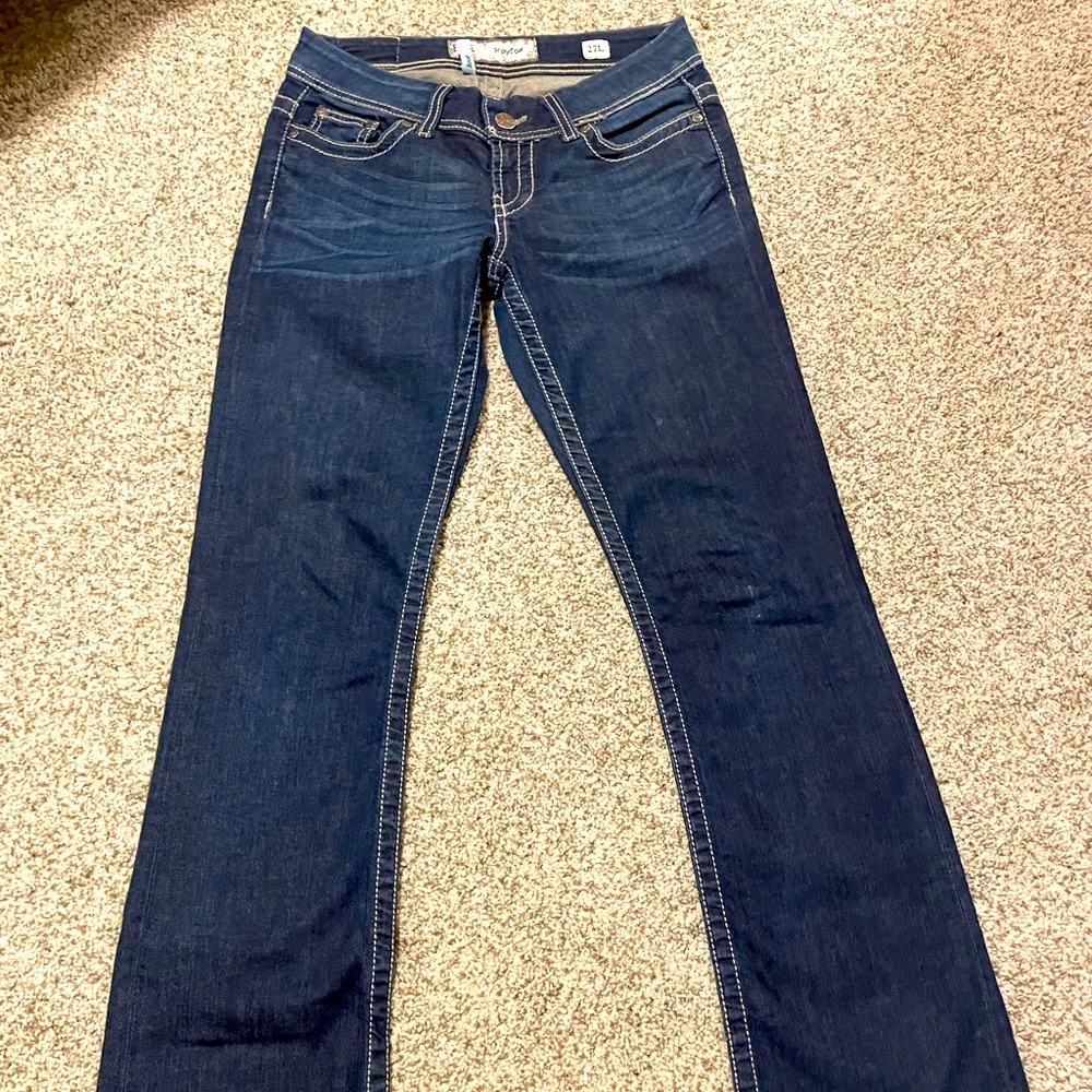 Buckle BKE payton jean, low rise, boot cut, sz 27L, excellent condition